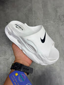Slider Nike