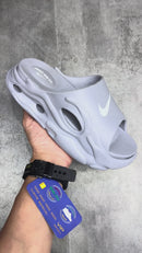 Slider Nike